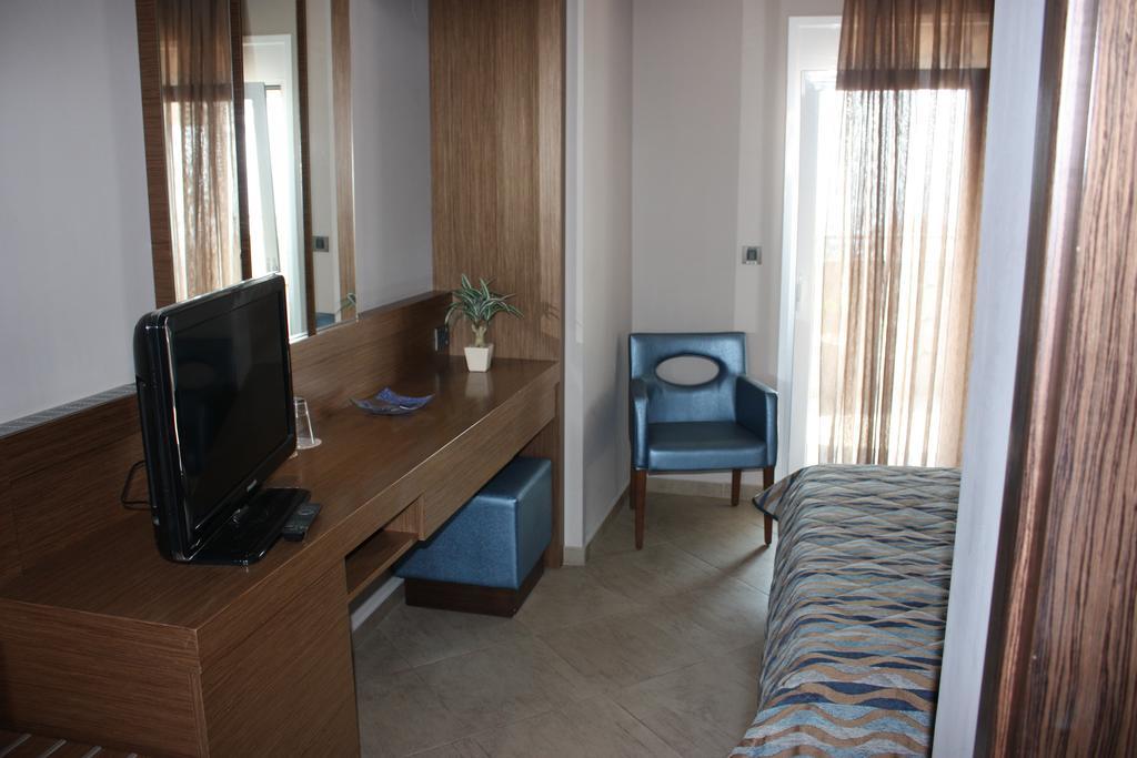 Hotel Cariatis Nea Kallikrateia Zewnętrze zdjęcie