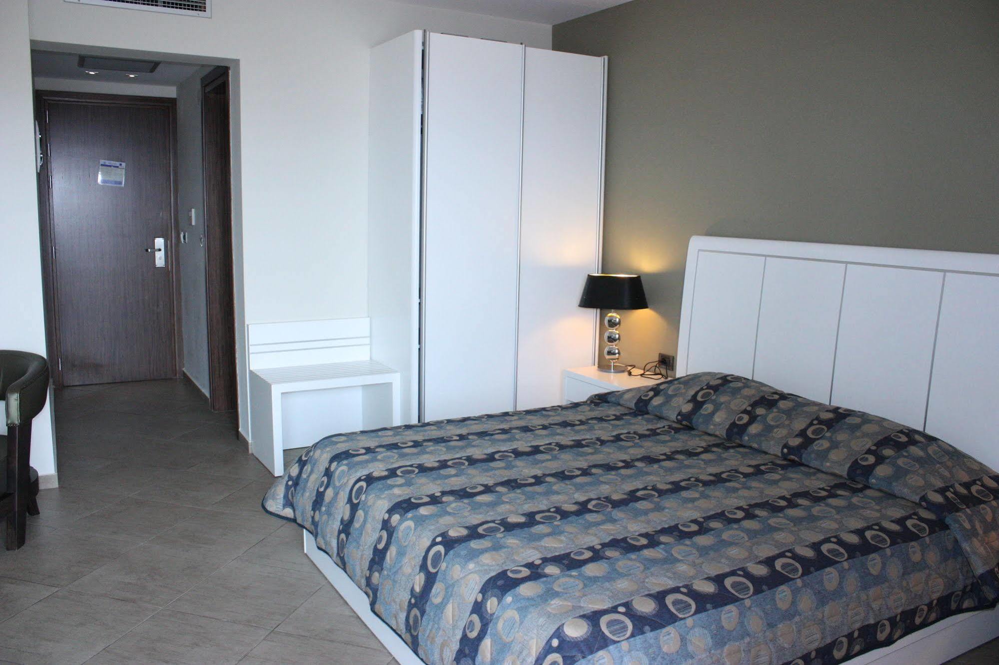 Hotel Cariatis Nea Kallikrateia Zewnętrze zdjęcie